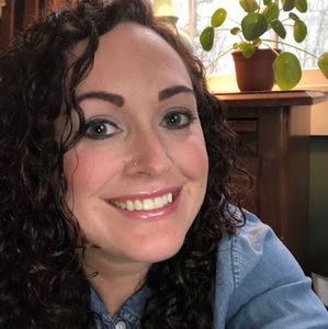 Meet your Posher, Kelly